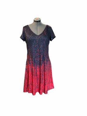 V-Neck Short Sleeve Ombre Fit & Flare Dress in Navy and Red